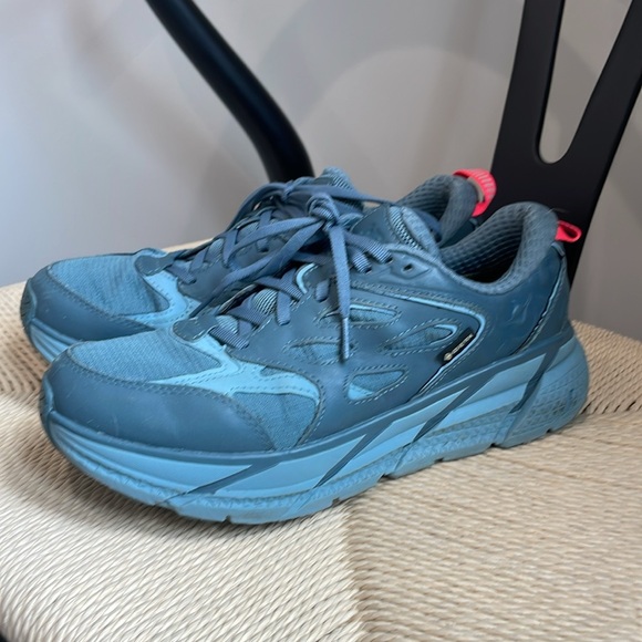 Women’s Blue Hokas Size 8 - Picture 3 of 12